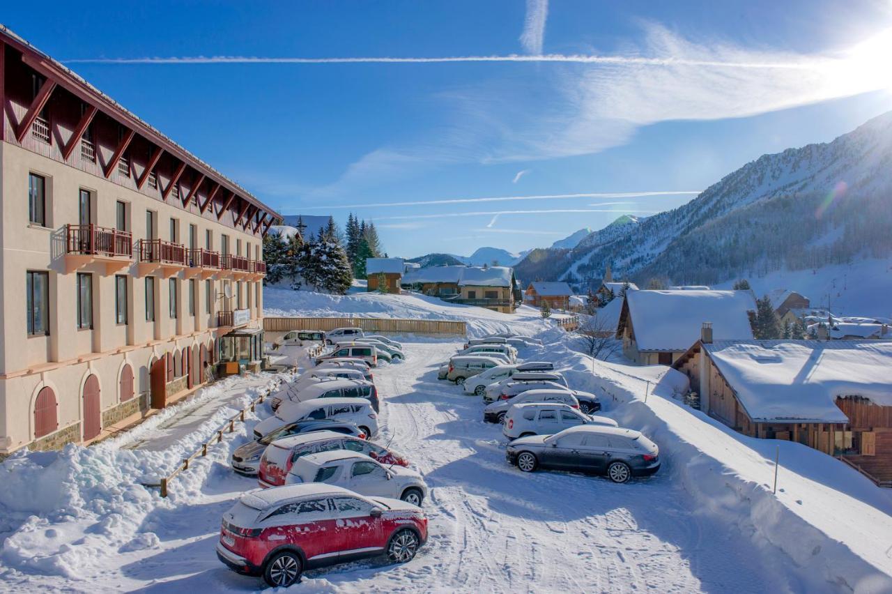 Vtf Le Grand Hotel Montgenevre Luaran gambar