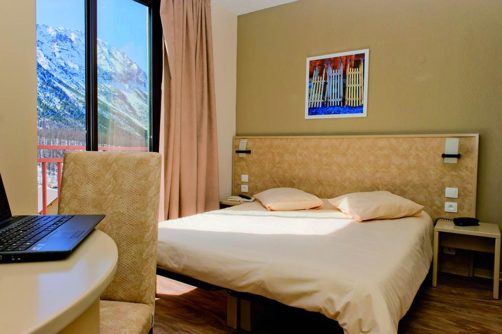 Vtf Le Grand Hotel Montgenevre Luaran gambar